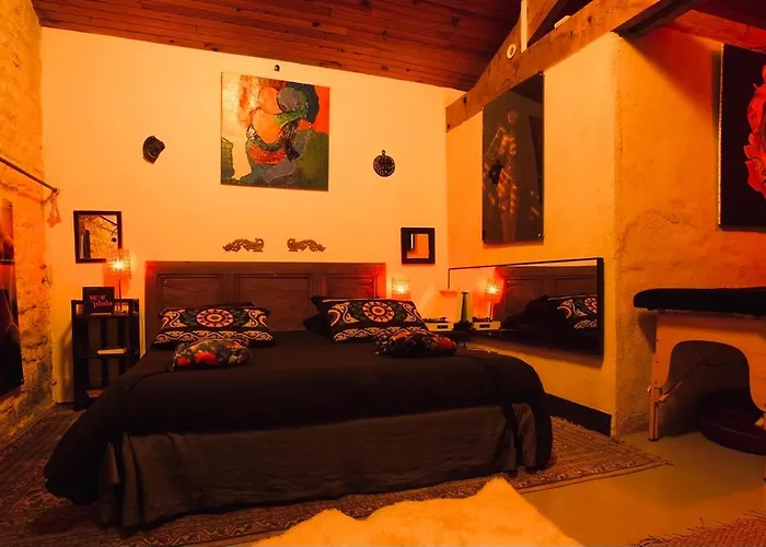 Loveroom Adults-only * Maillezais